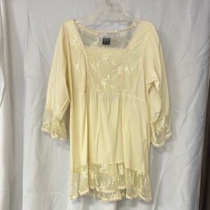 Cream Ruffled 3/4 Sleeve Bib Collar Blouse